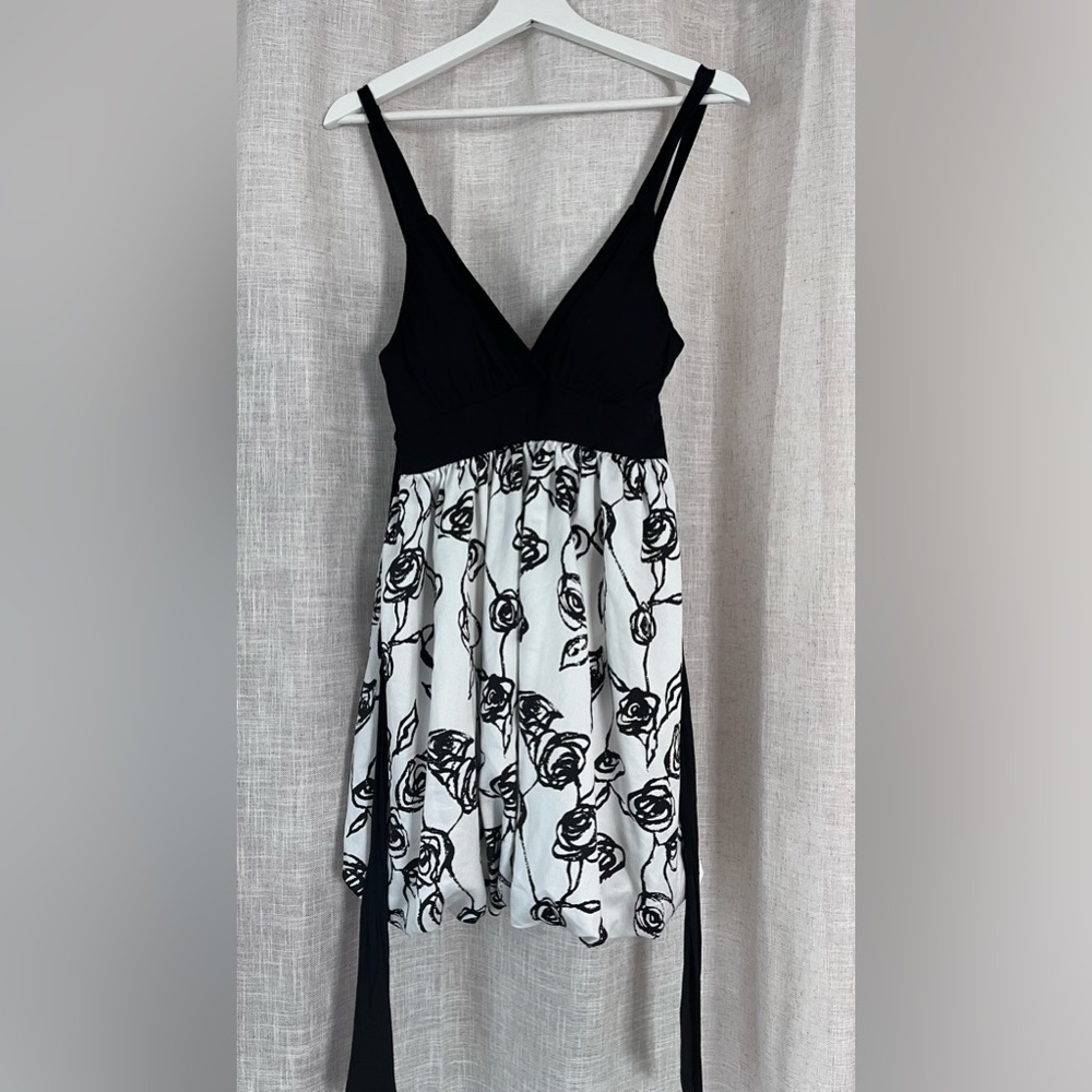 Puff bottom mini dress